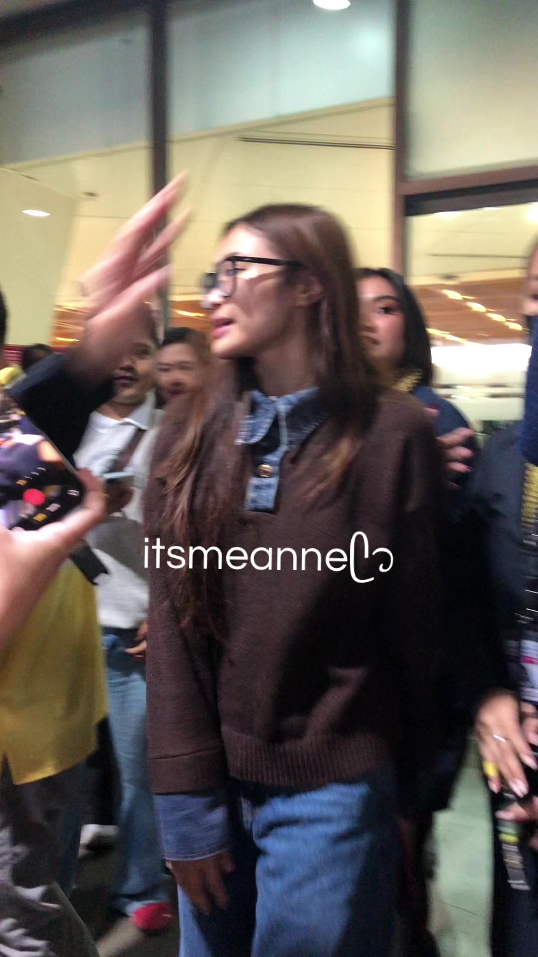 @itsmeanneᥫ᭡