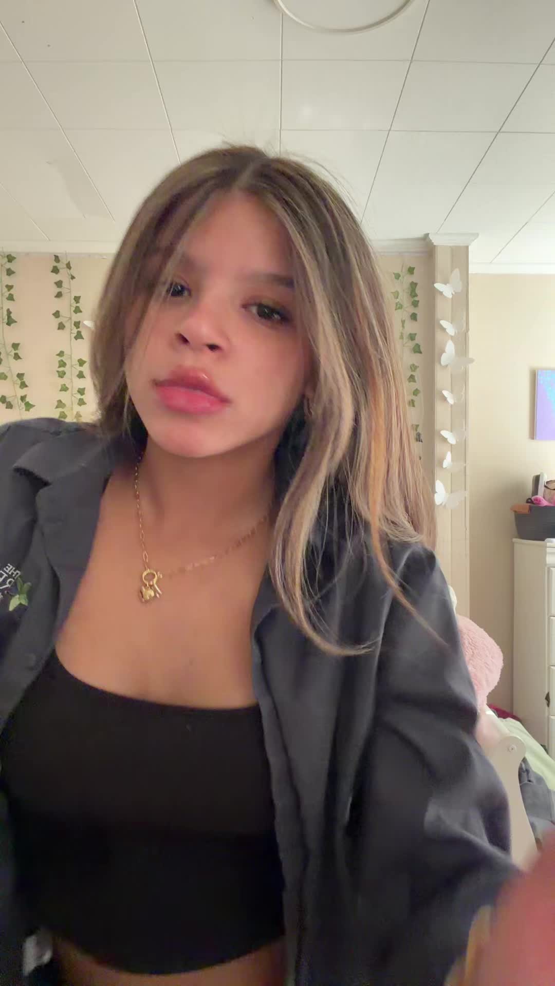 @hennyy