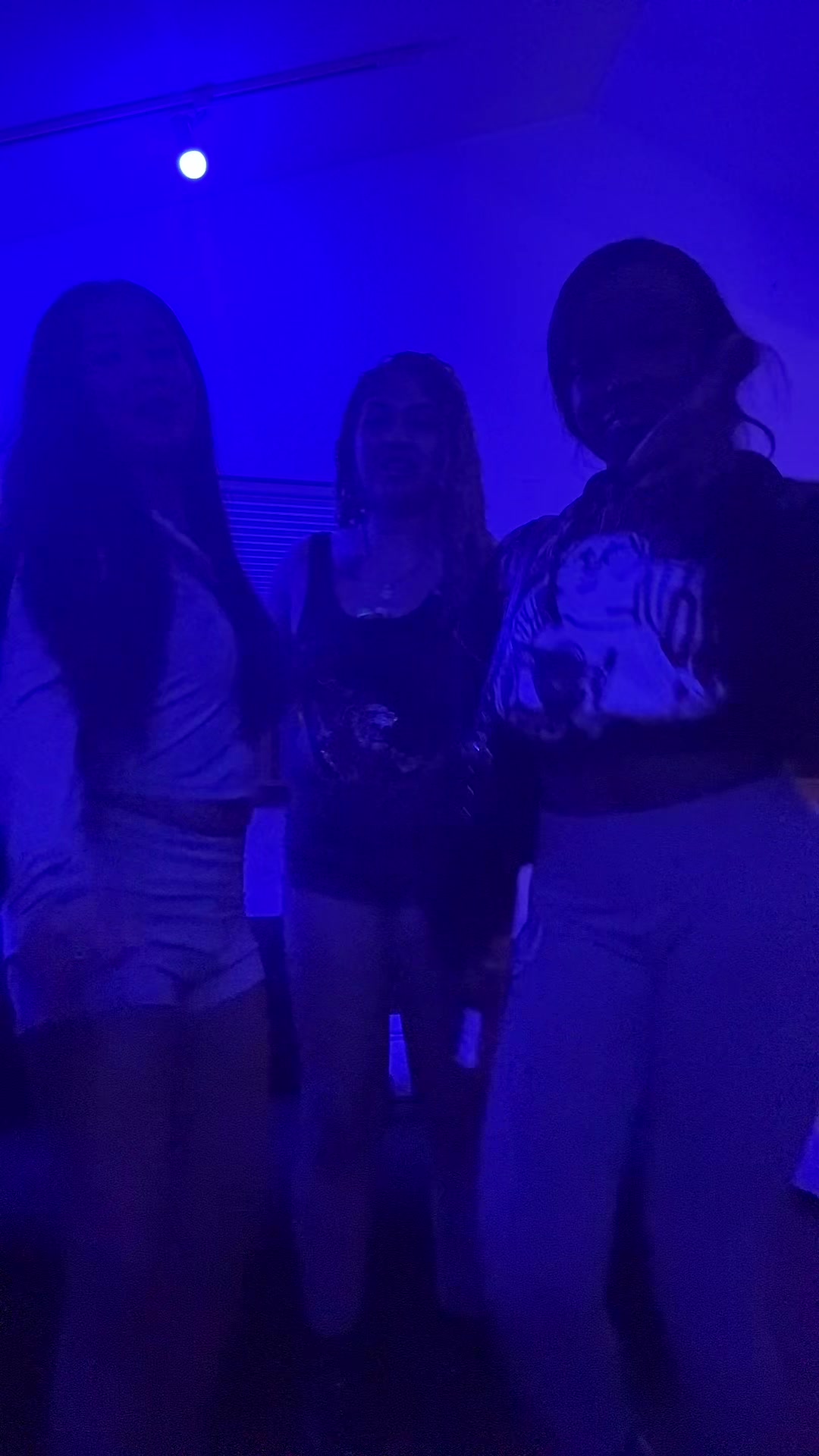 @Asiandoll💕