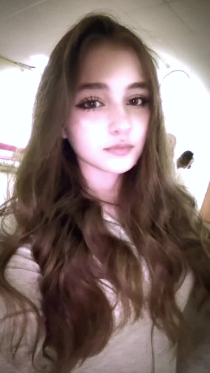 @evivuuvv
