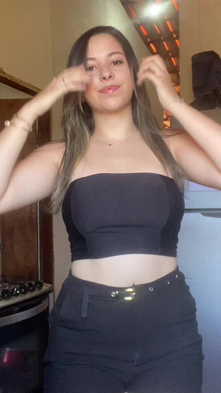 @nicole._.prates