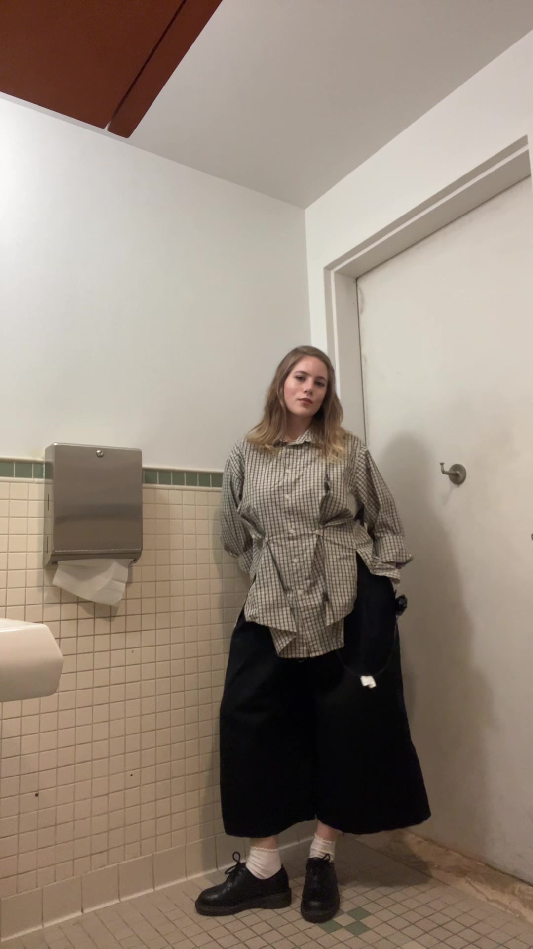 @g