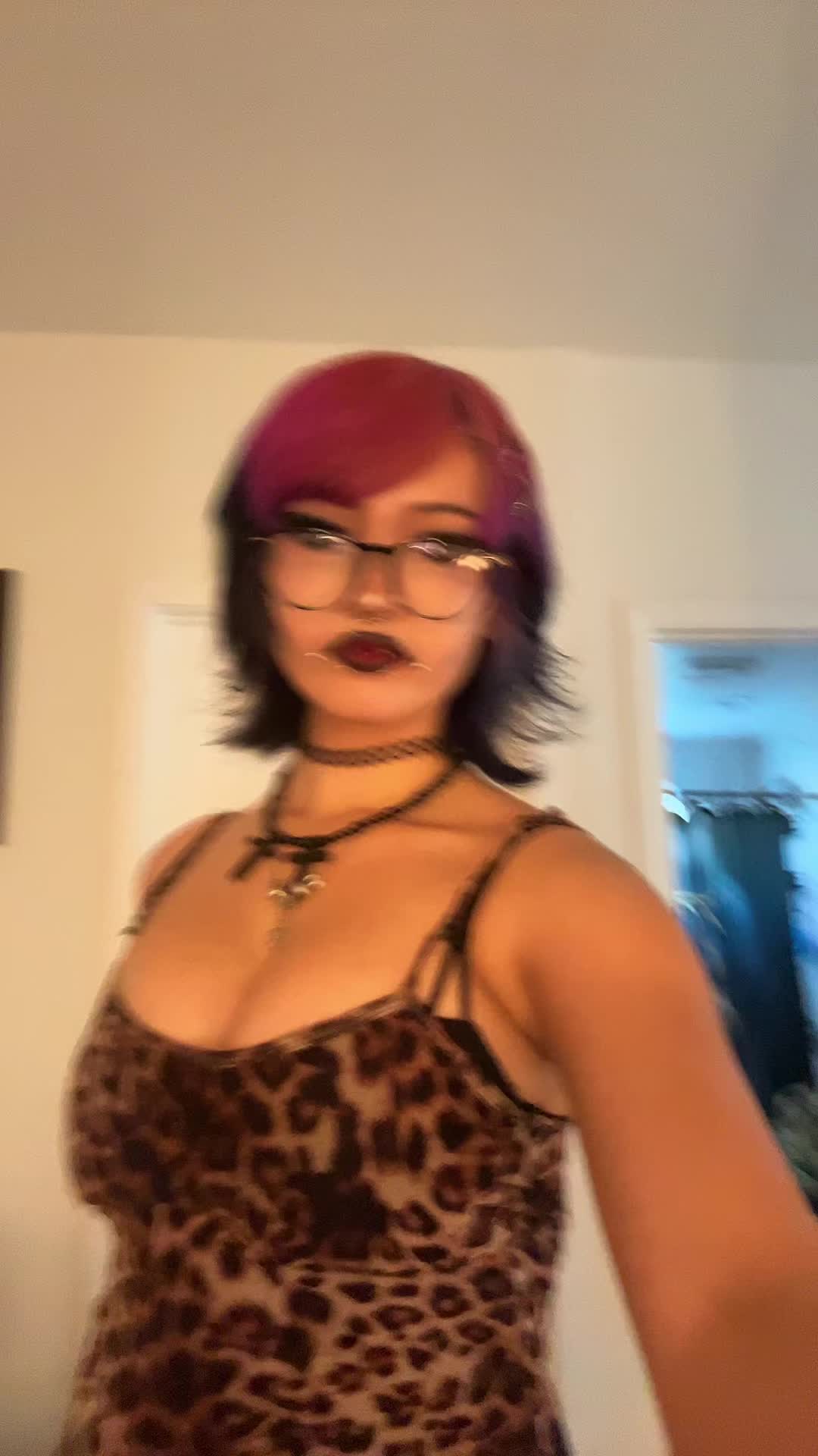 @twinkletoez28