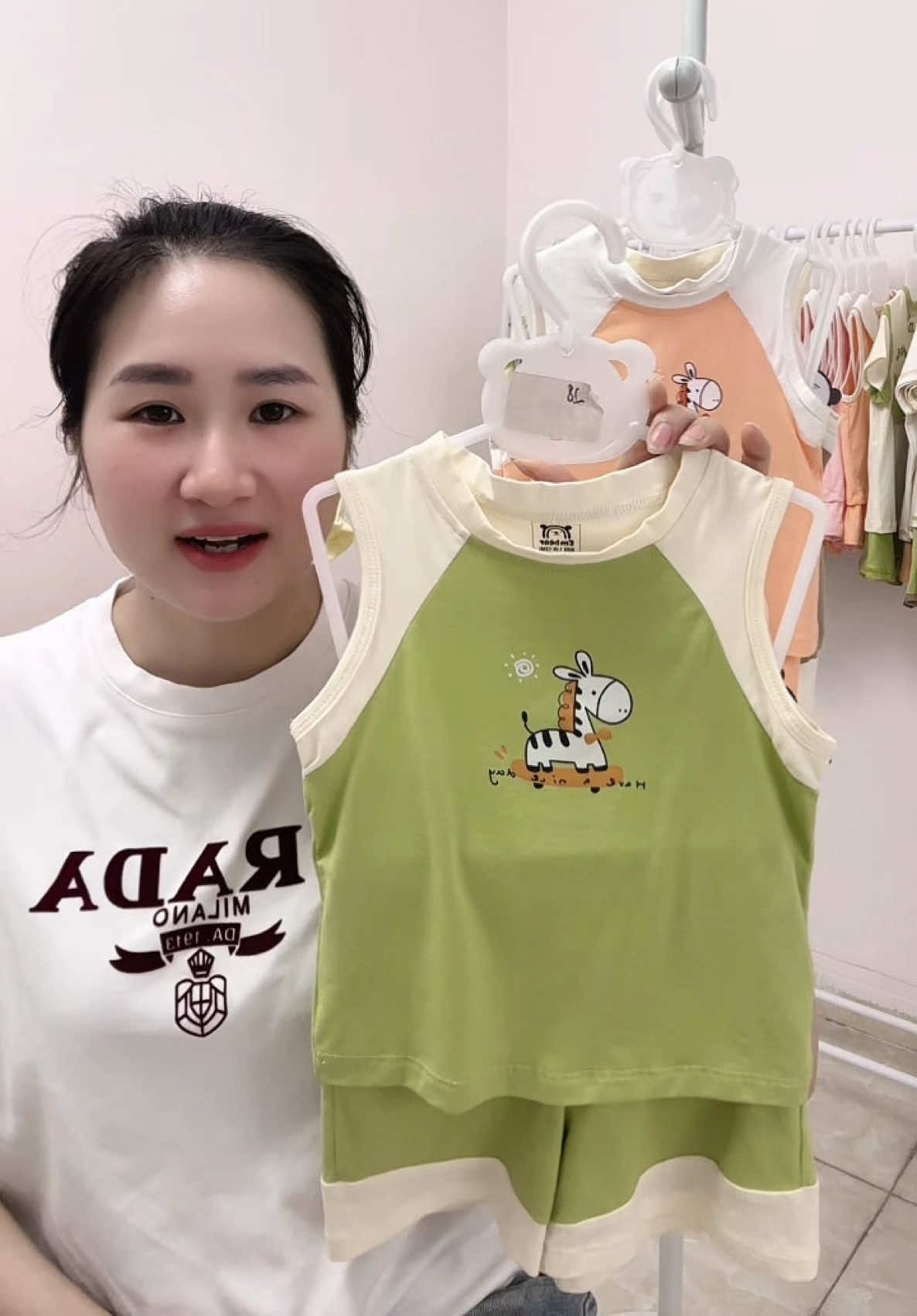@Em Bear Fashion Kid