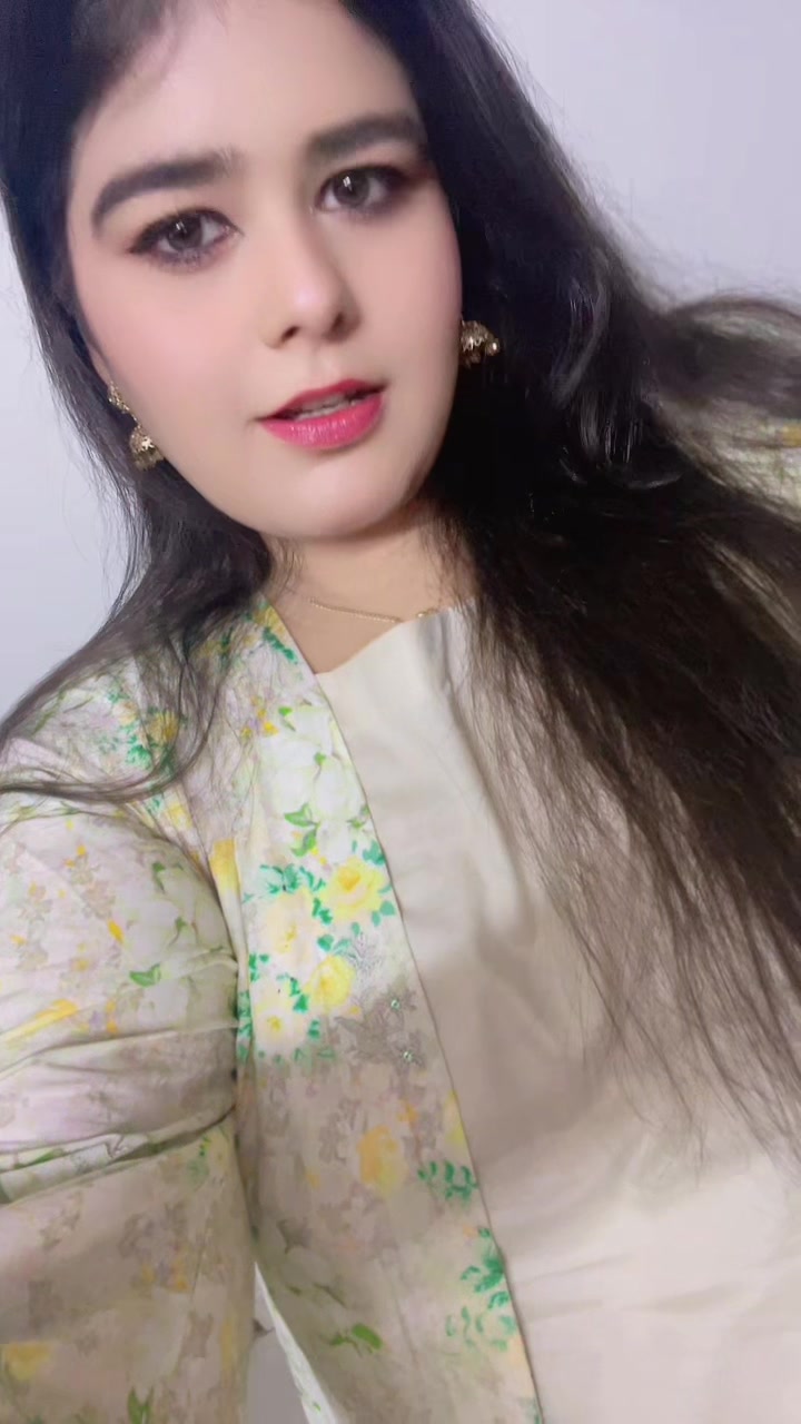 @Kanza_siddiqui