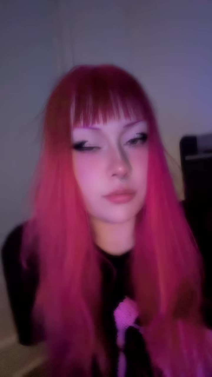 @Kaylee Queen🕷️