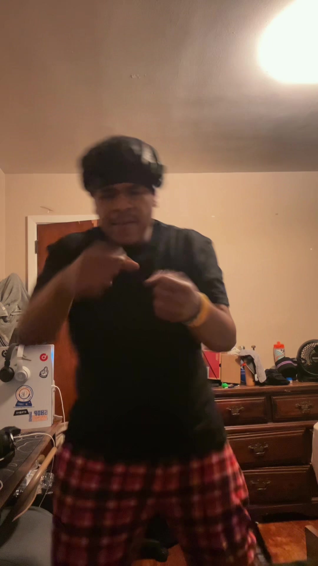 @OfficiallyG6