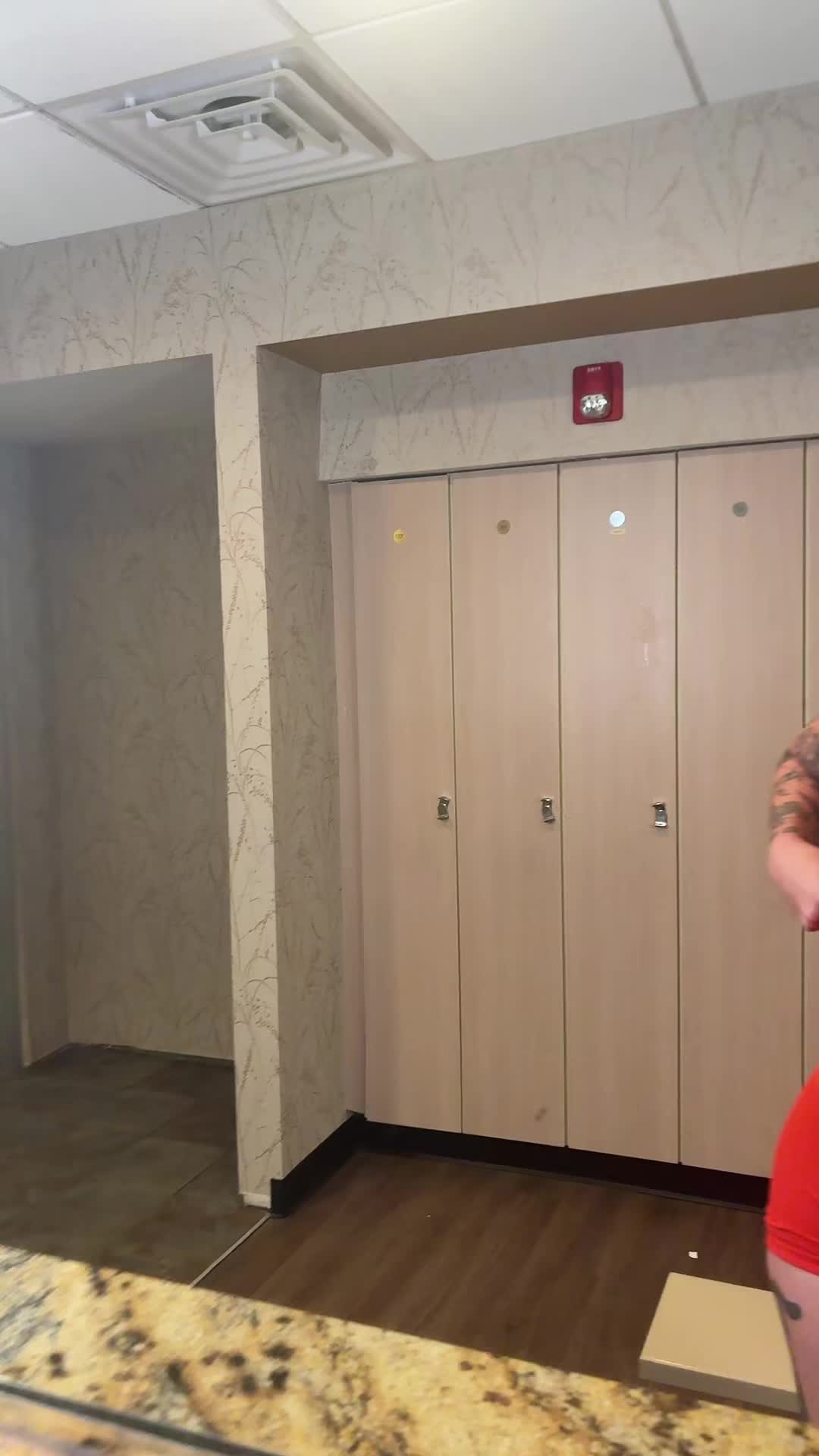 @liofied_
