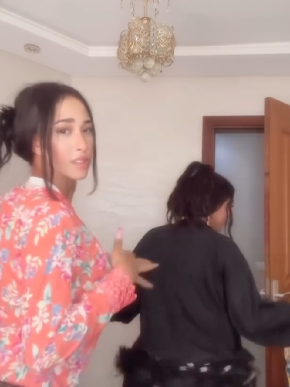 @Yassmina__00
