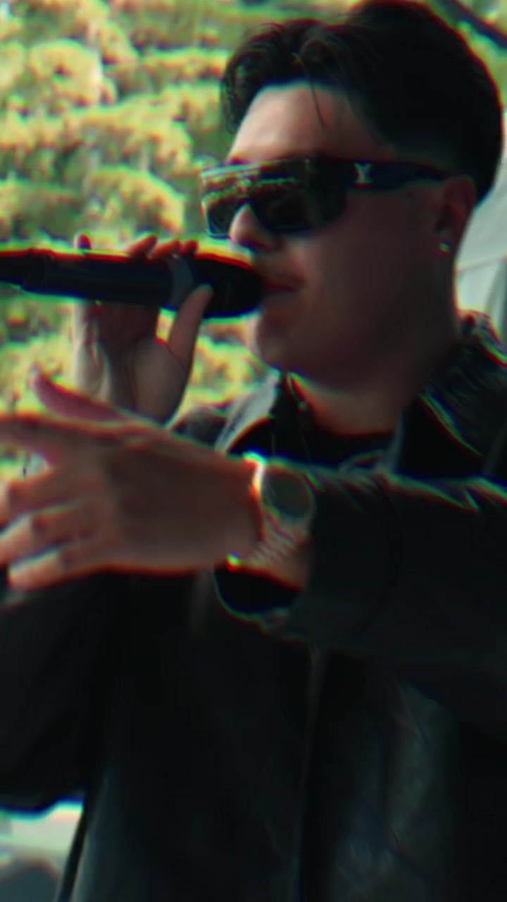 @Unotopic