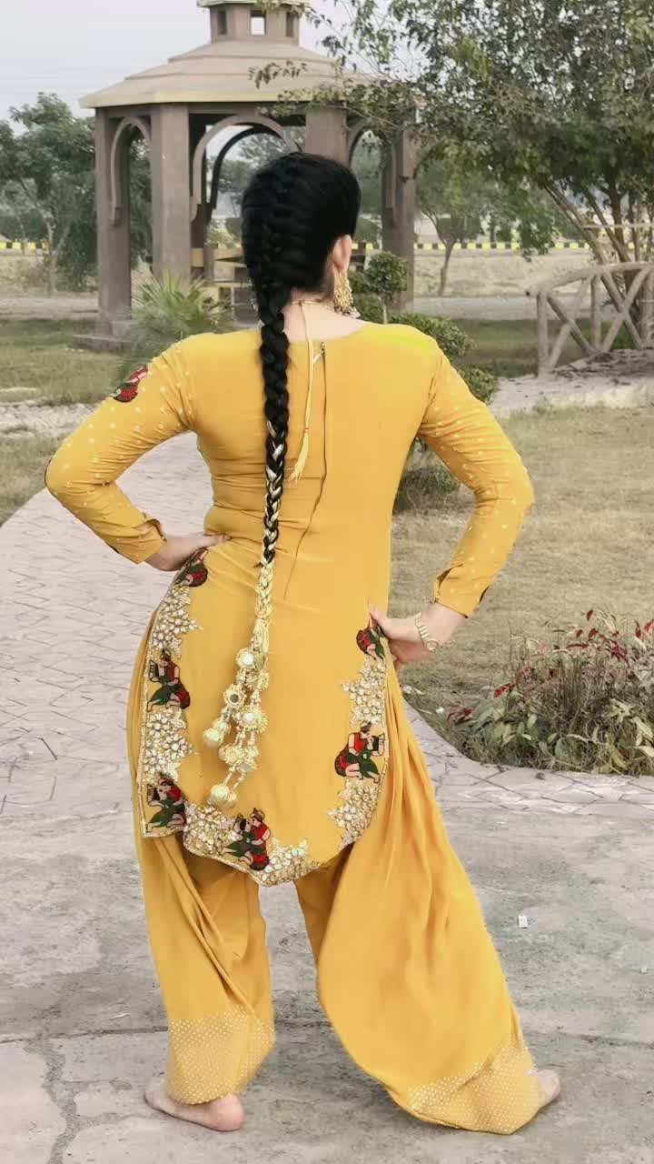 @RimshaKhanofficial