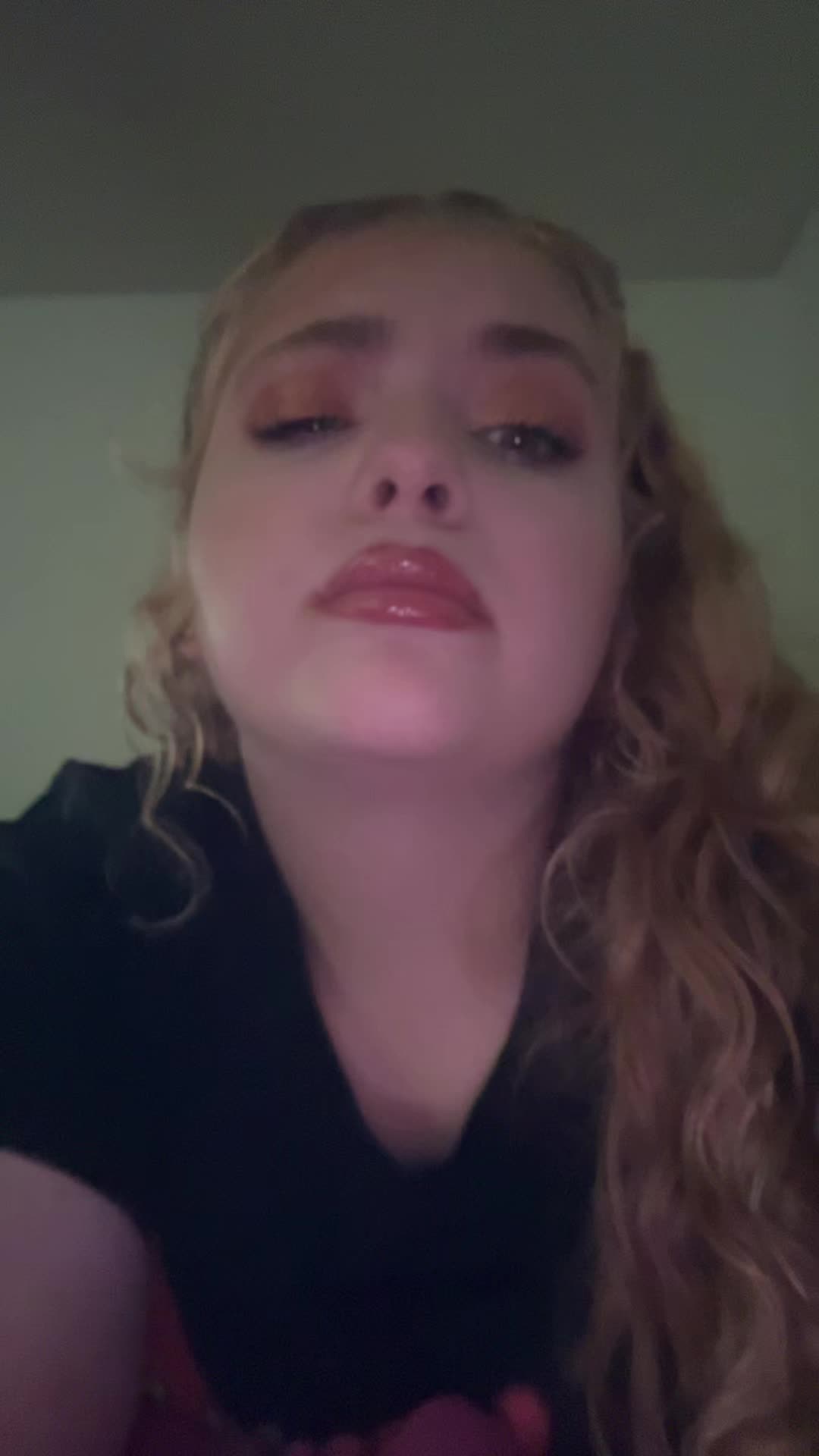 @Megan~Marie