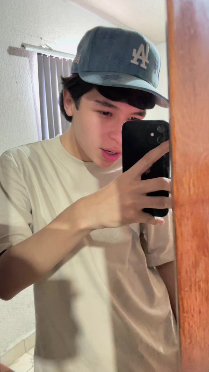 @Gaytán
