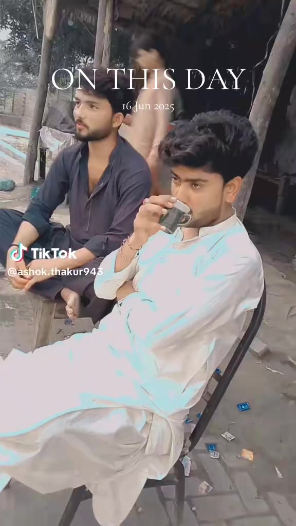 @𝐯𝐢𝐧𝐞𝐬𝐡__𝐭𝐡𝐚𝐤𝐮𝐫