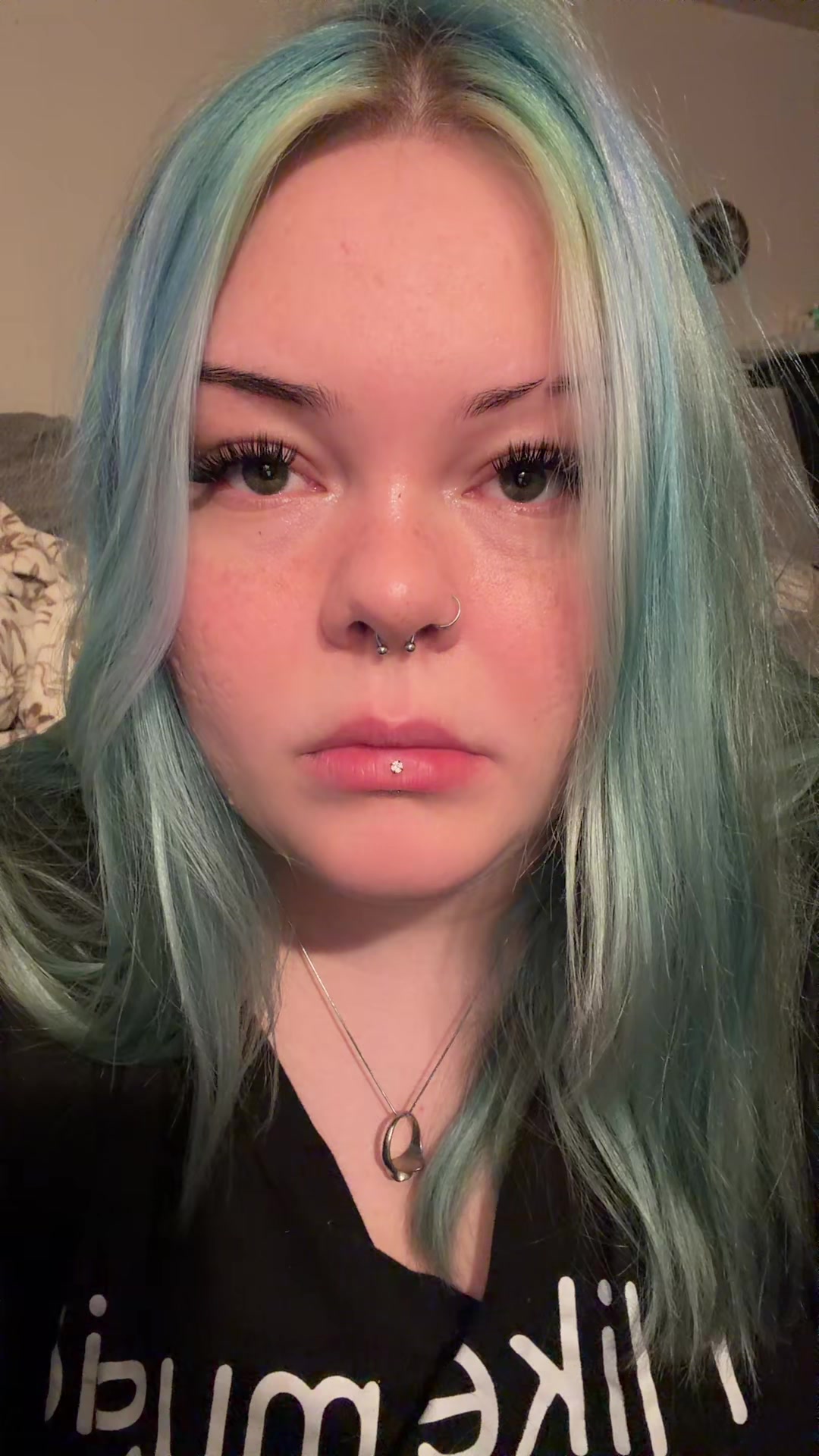 @Meganlove777