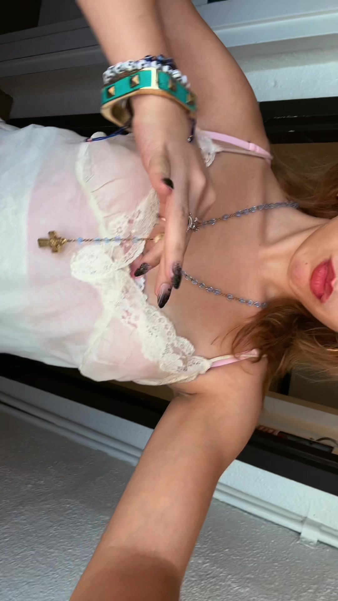 @Femme Rouge!