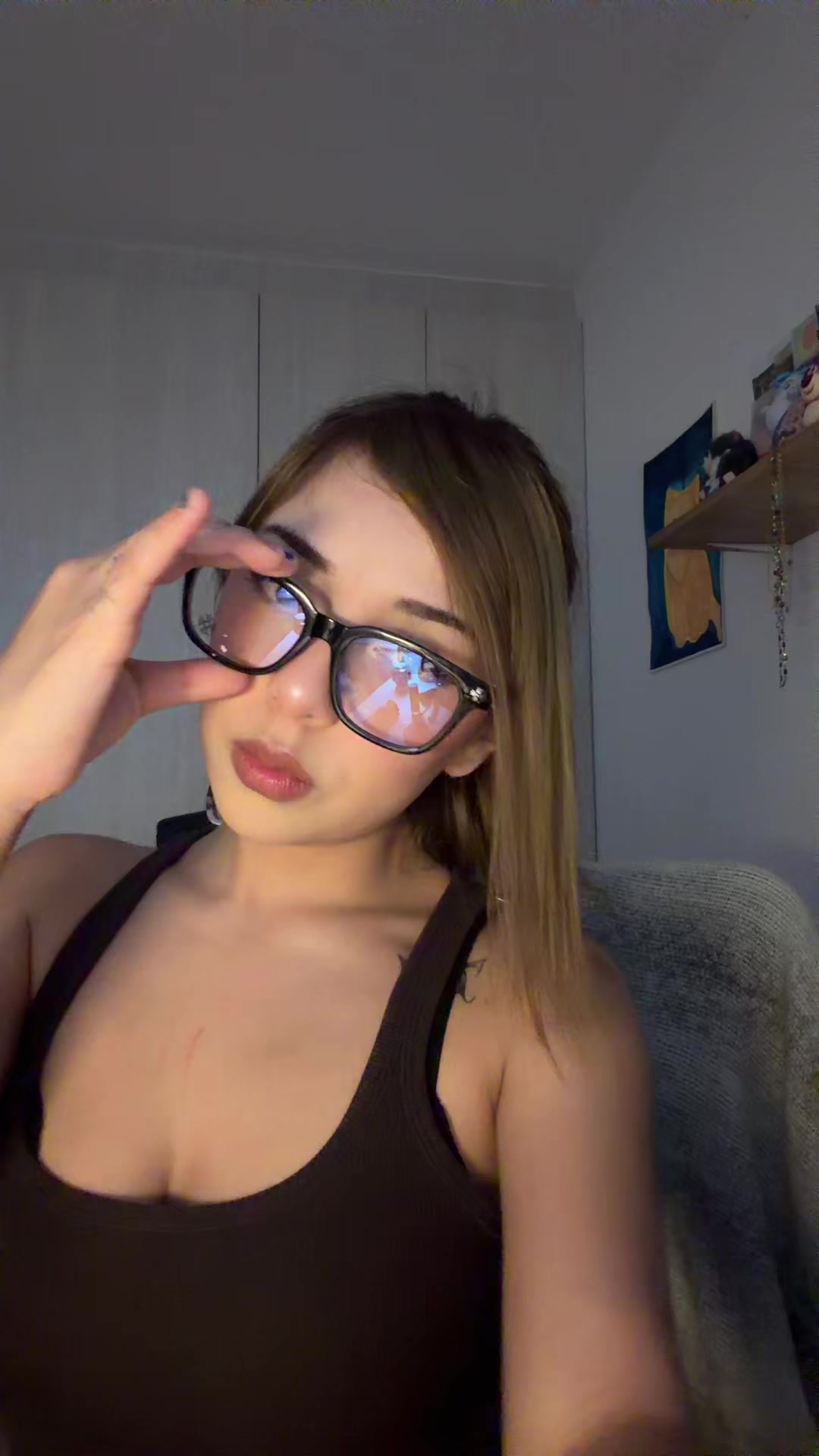 @Kitty_