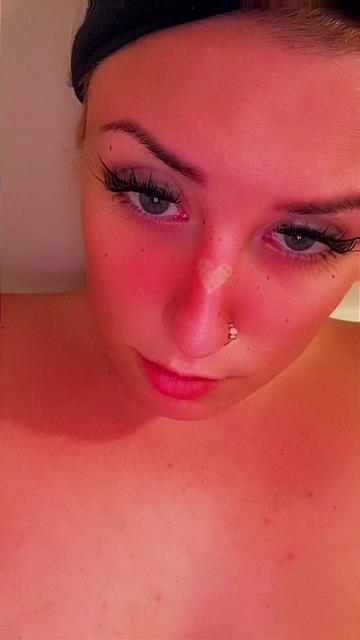 @Chrissy ๐