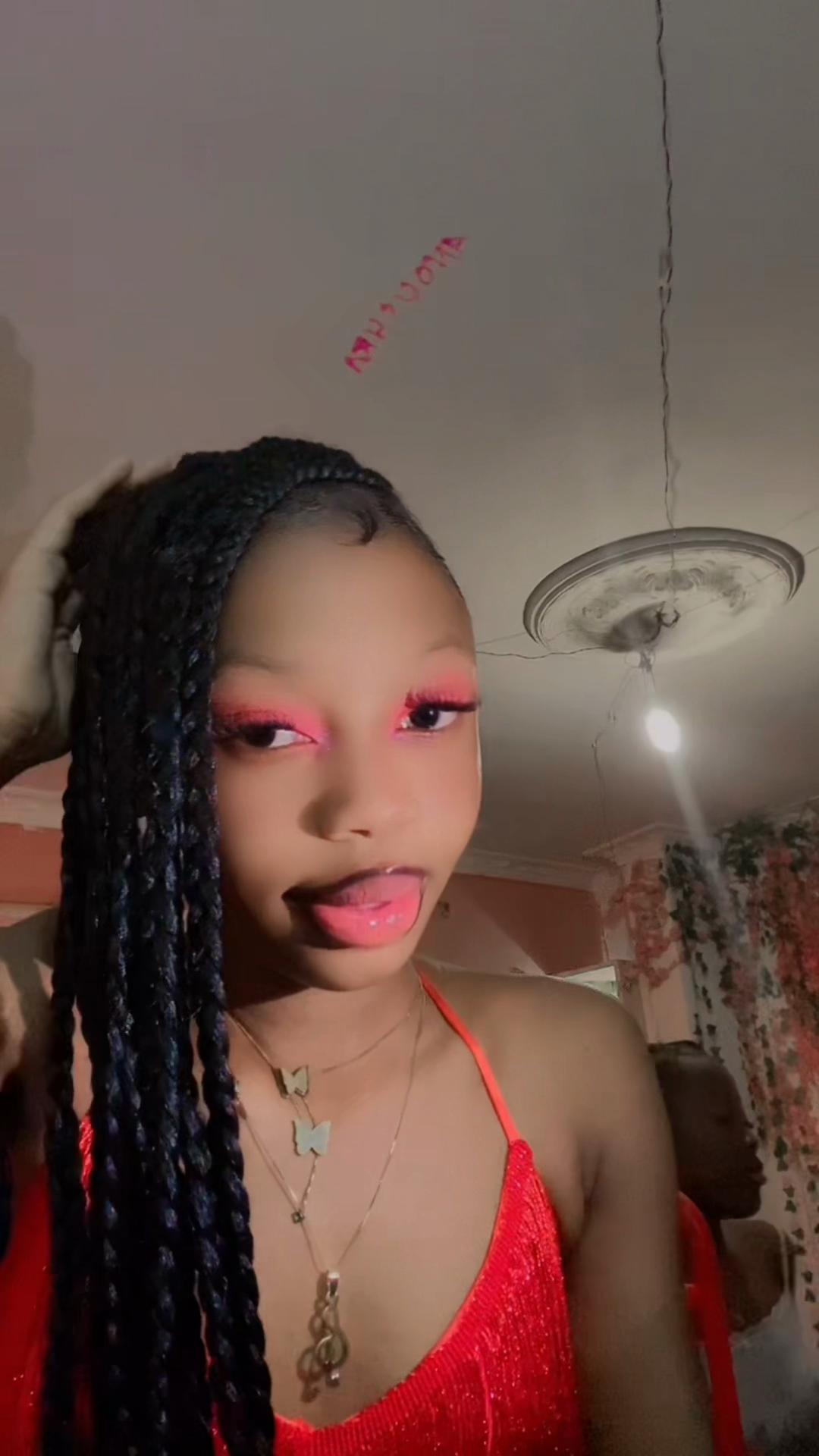 @PETITE SŒUR DE LA NATION🇨🇩
