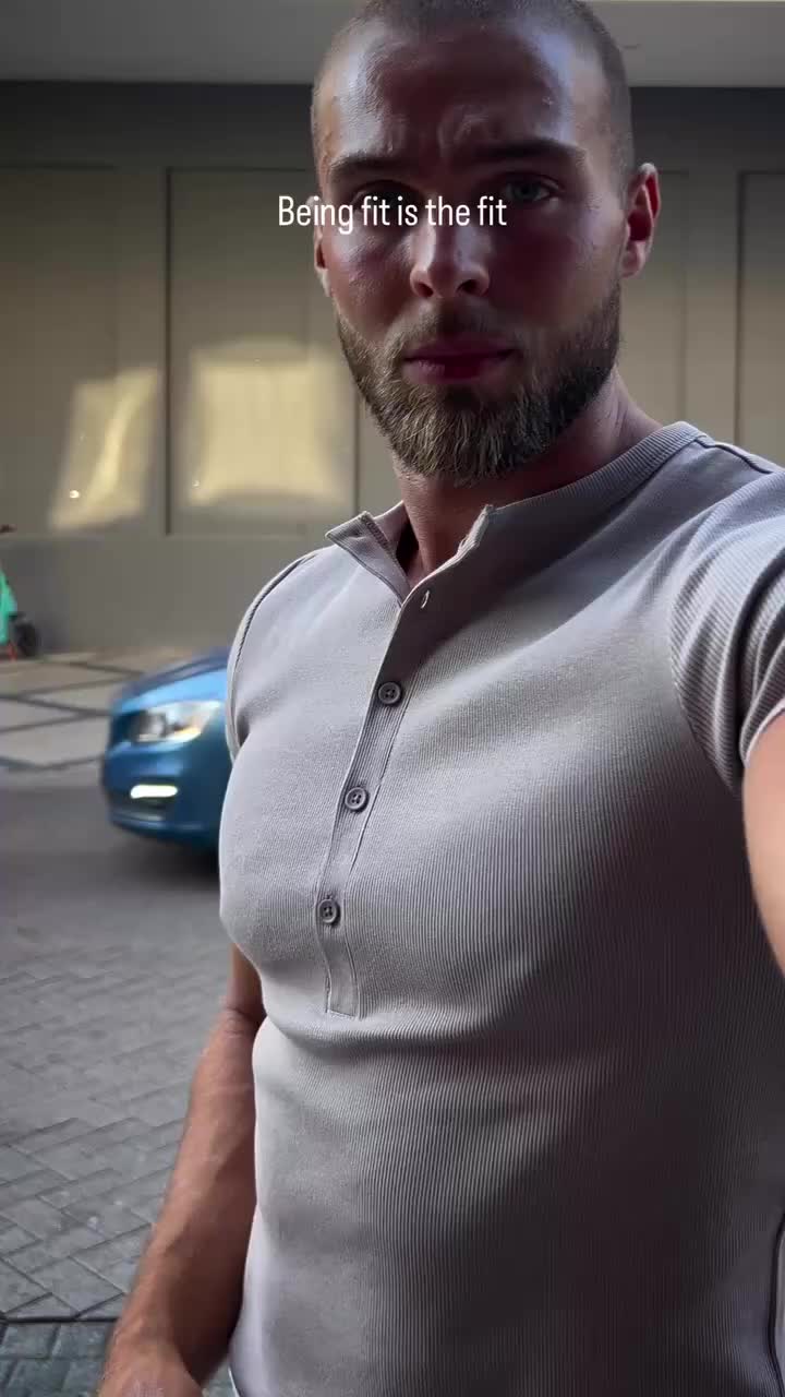 @GayMomentsTiktok