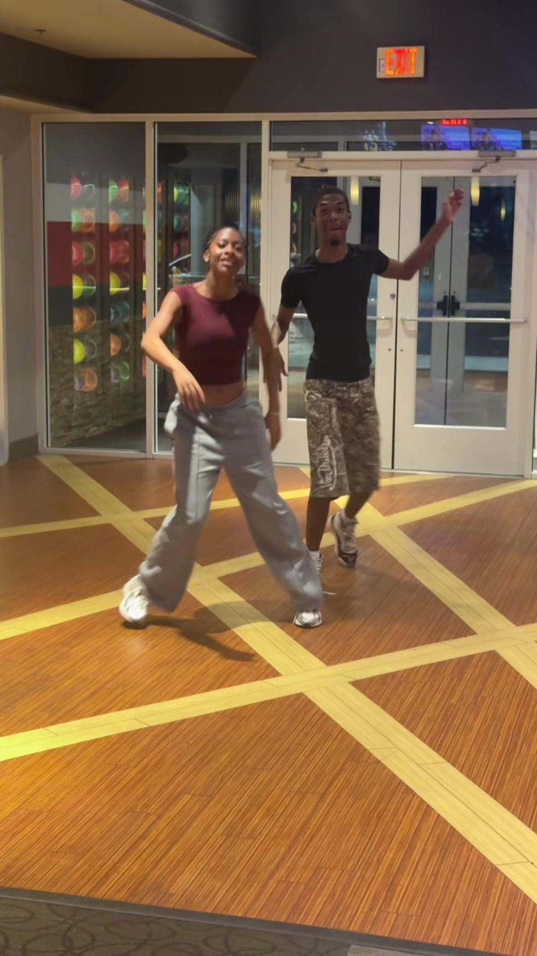 @NAOMI (the queen) & ZARIAH