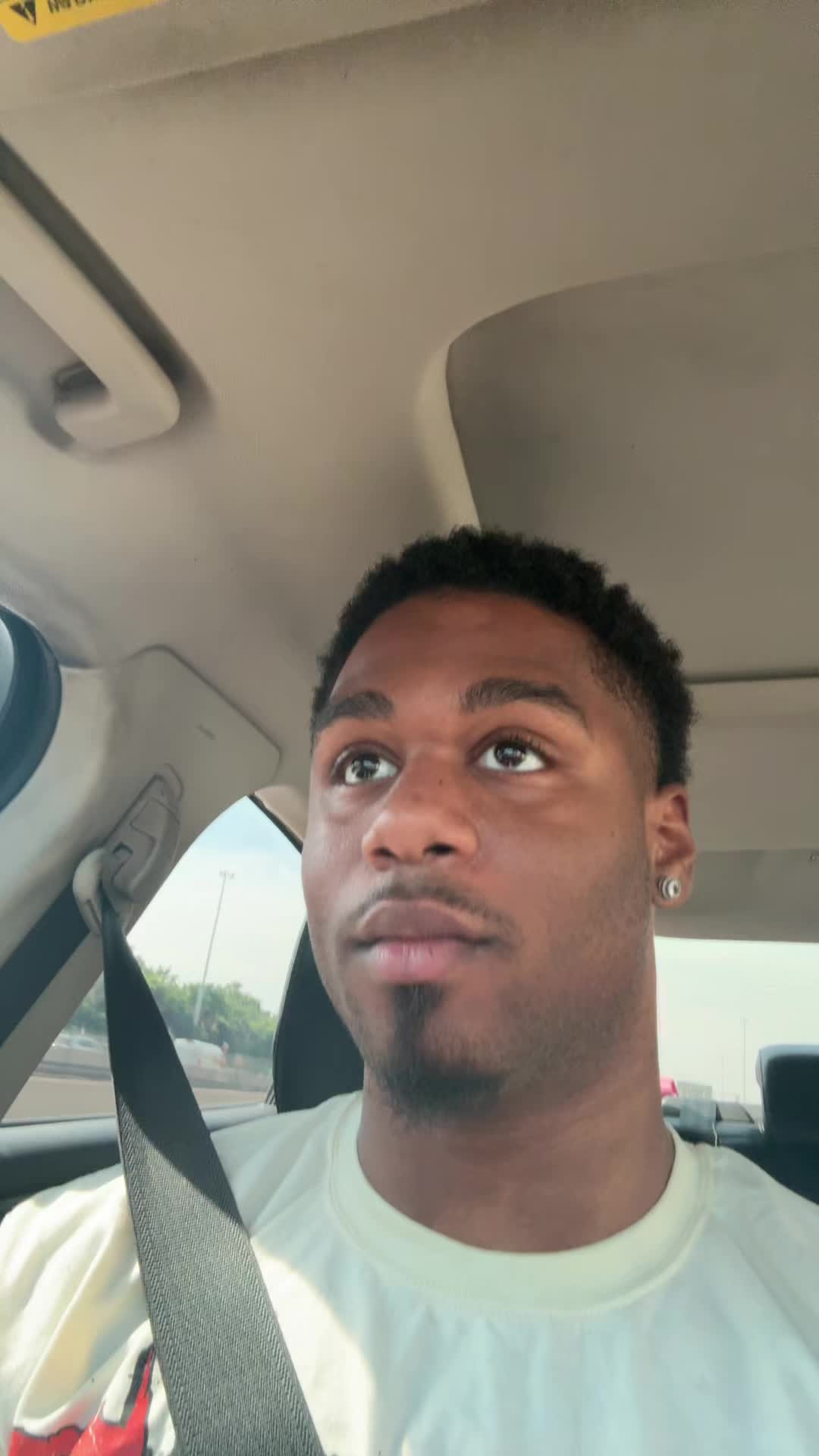 @Desean Logan-Russell🫢🫱🏾