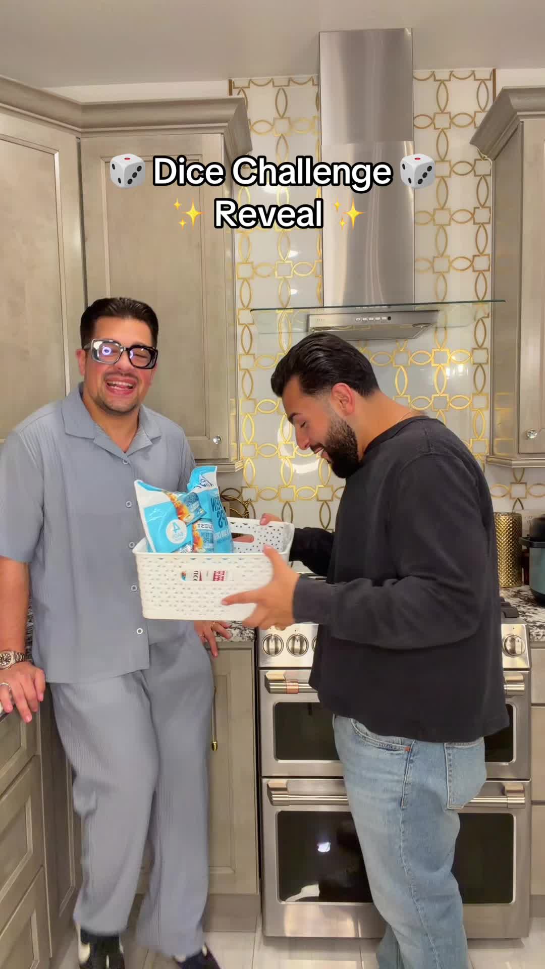 @AnthonyReactss