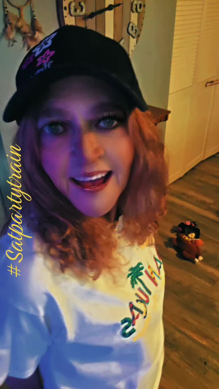 @AzgrlChar🌵