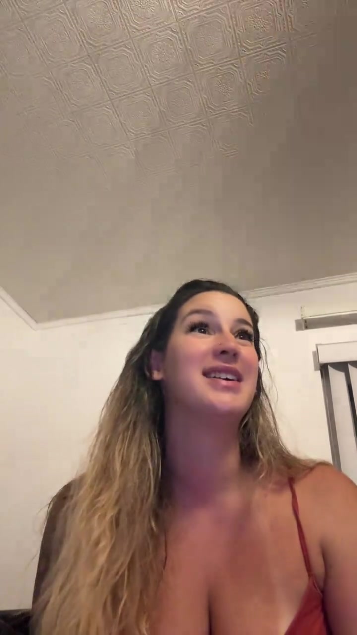@KelseyTianna
