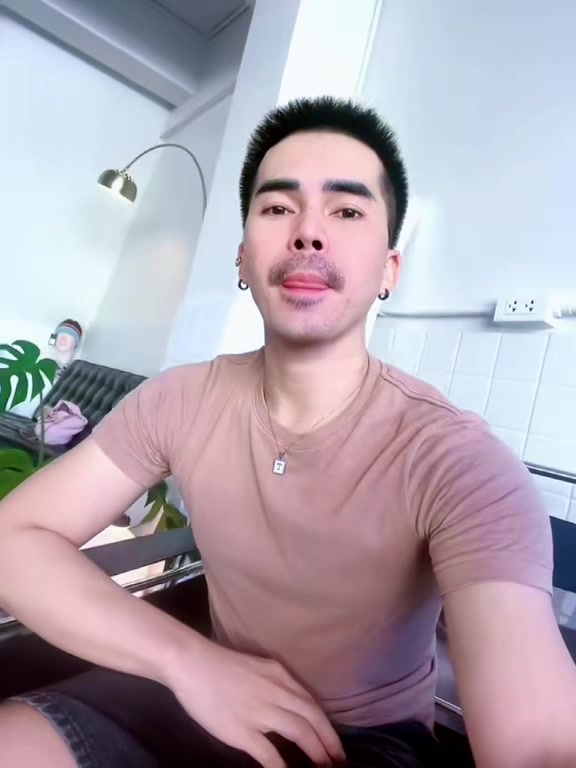 @TT✌️