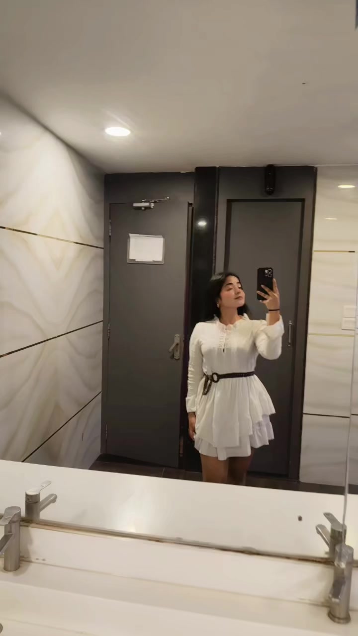 @गौरी 💗