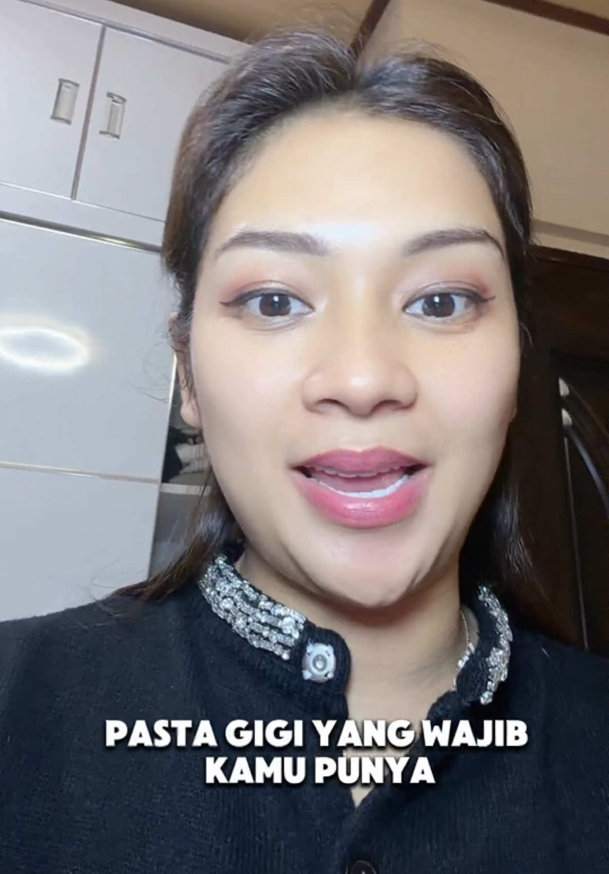 @Skin Solutionist