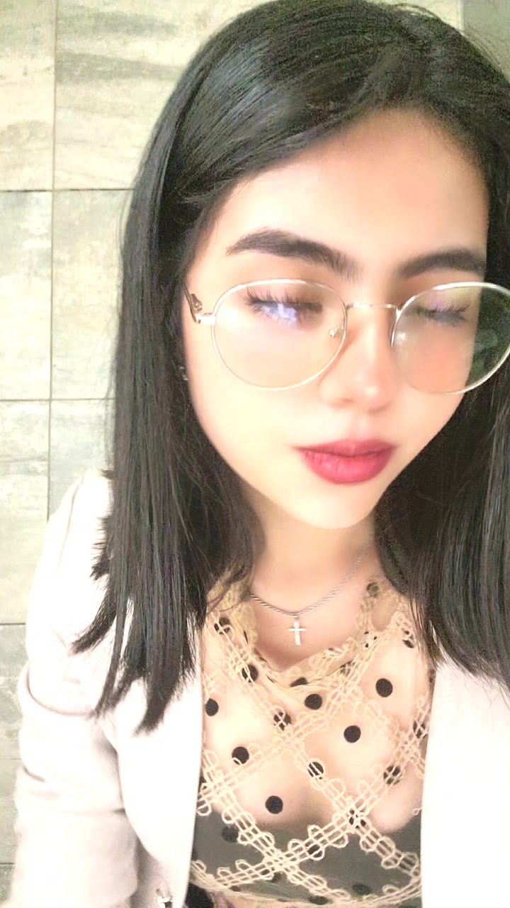 @Ximena Poveda 👻