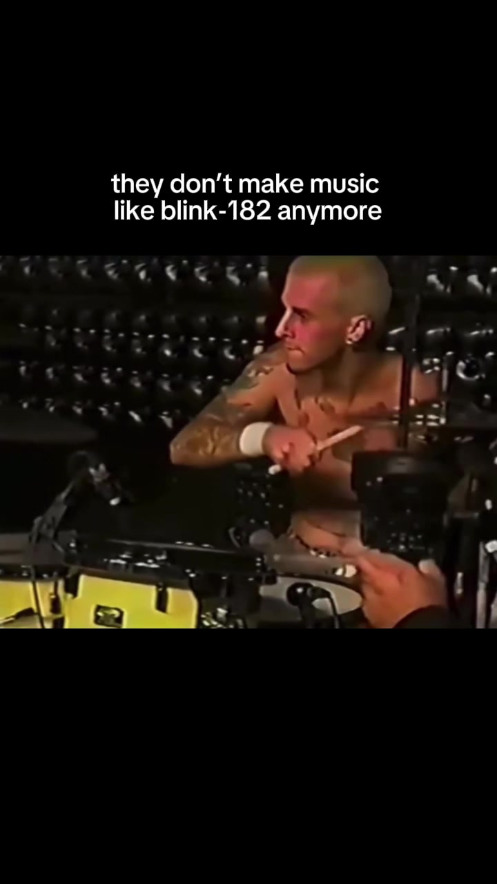 @Blink-182 Fan Page