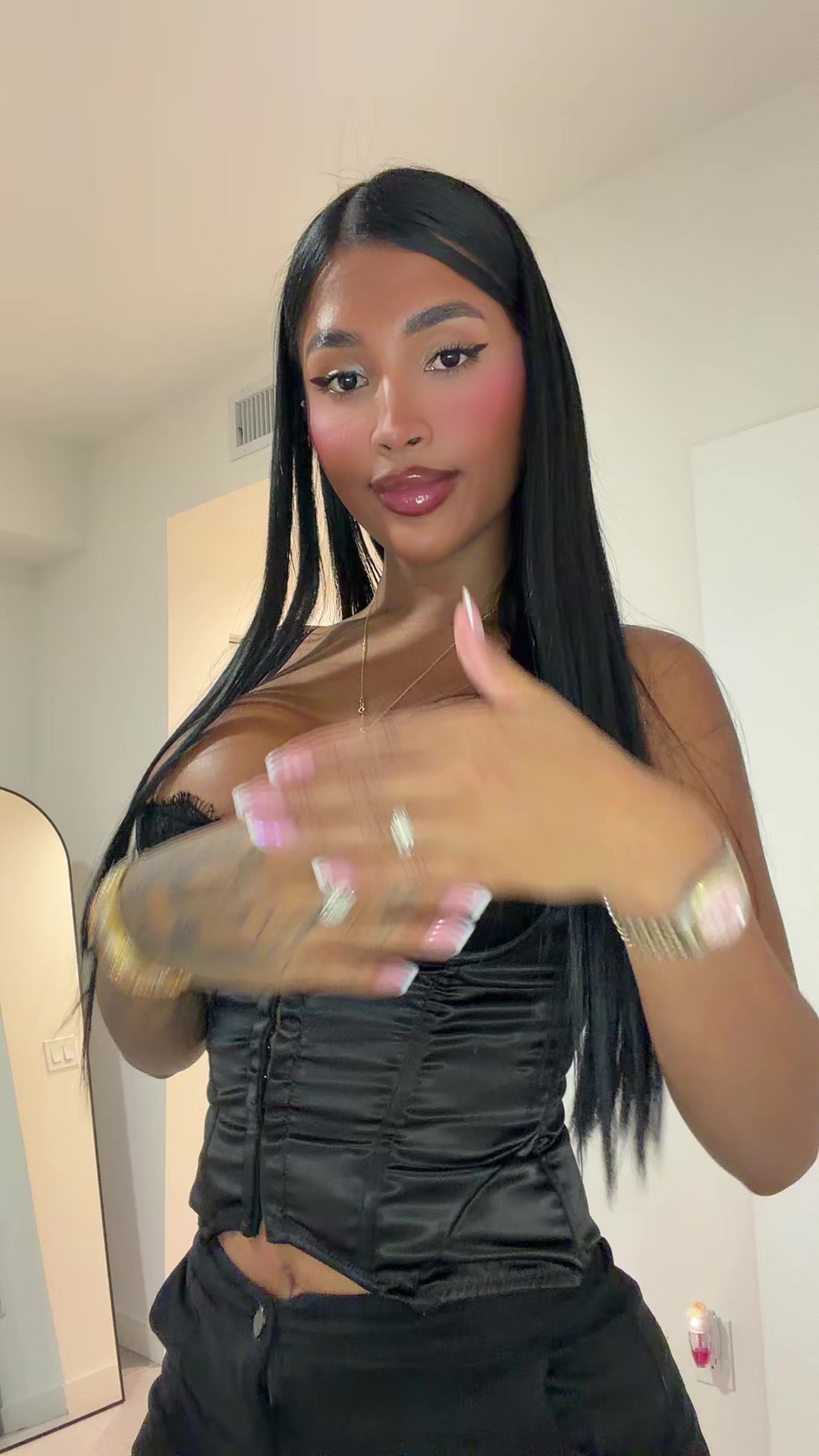 @Eli✨🦂
