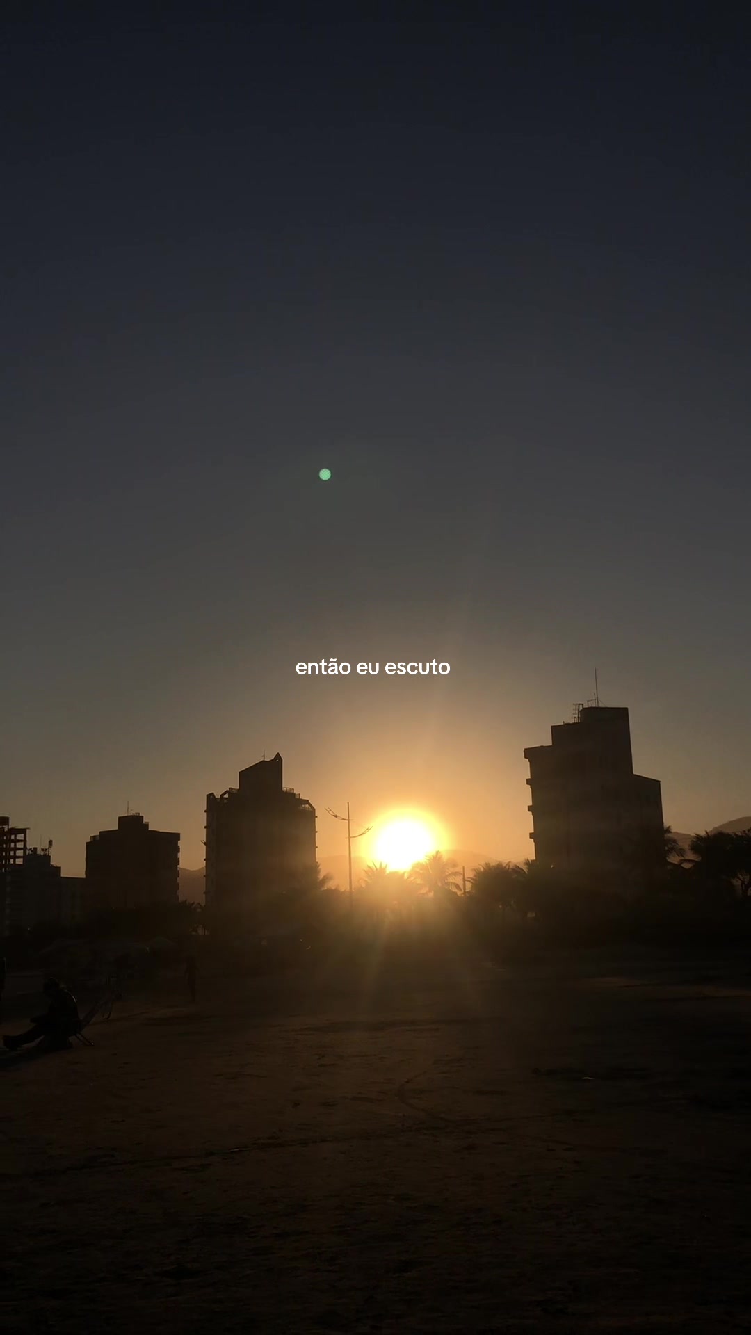@Ta&iacute;s Saraiva