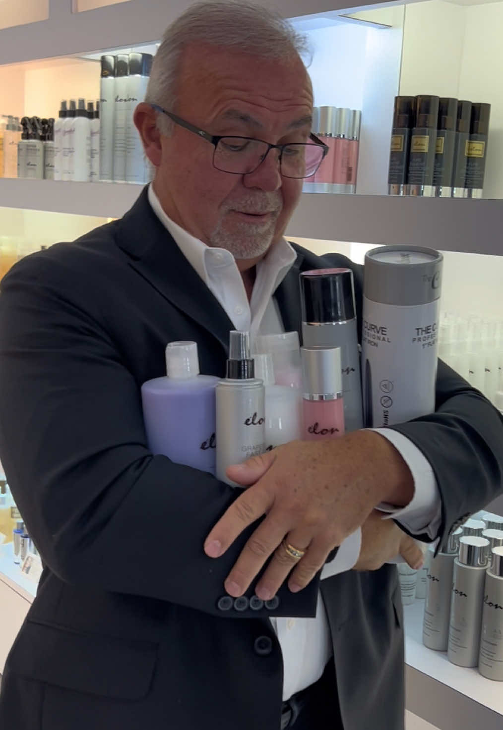 @&eacute;lon Salon