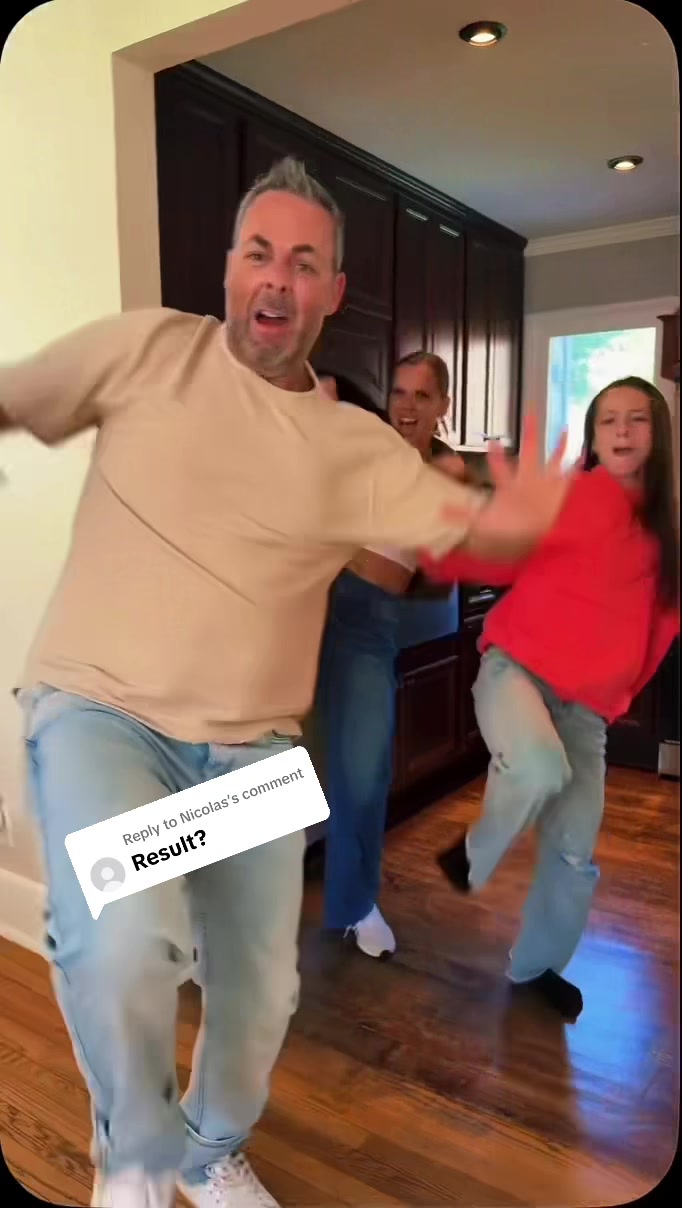 @The Dancing Family