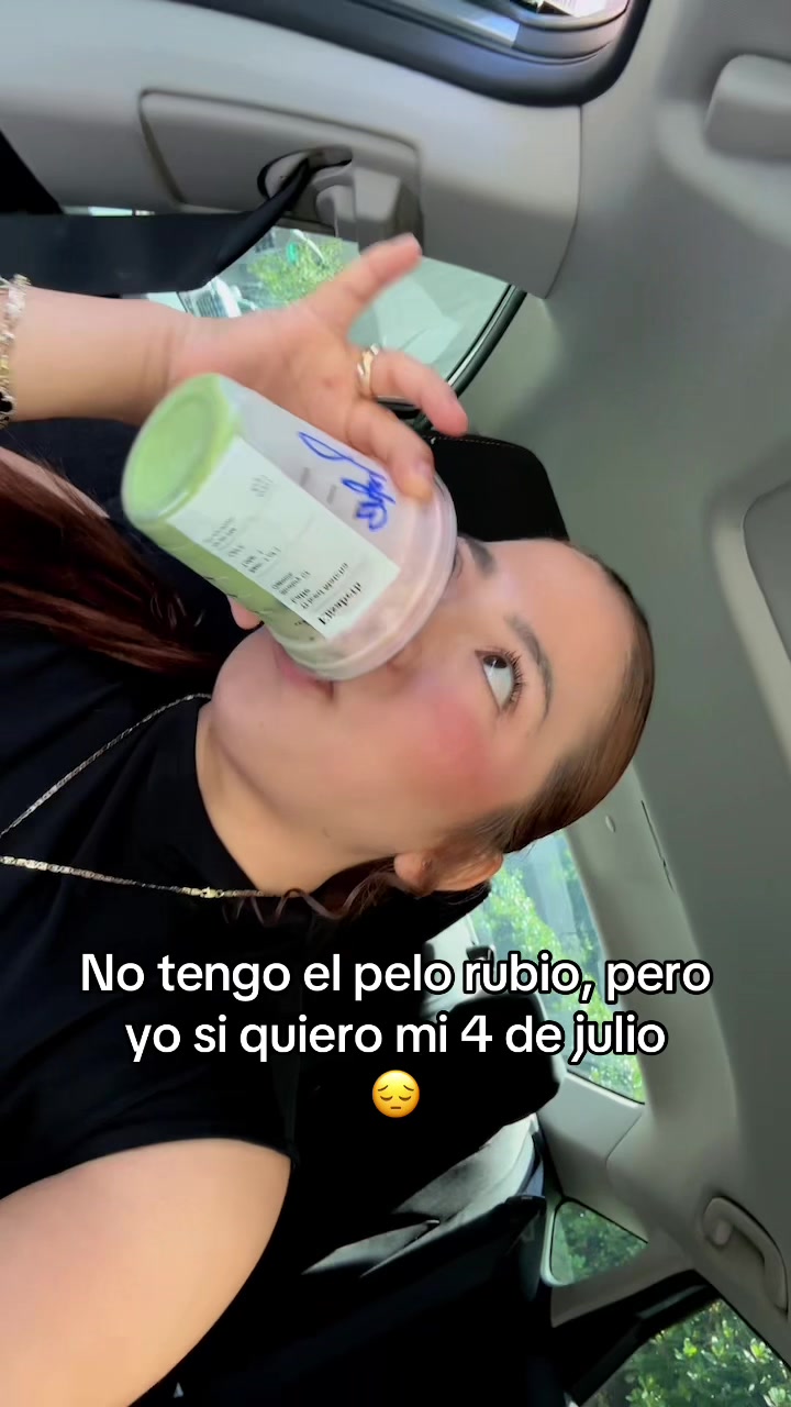 @elizabethjochola