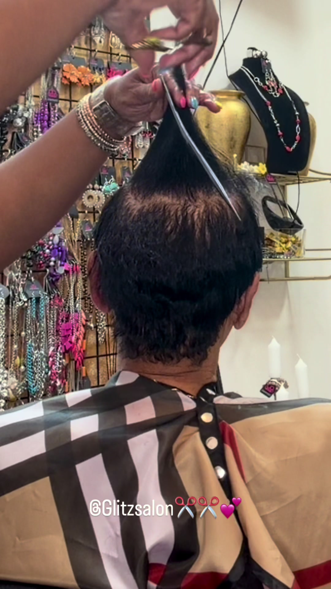 @Glitz Salon