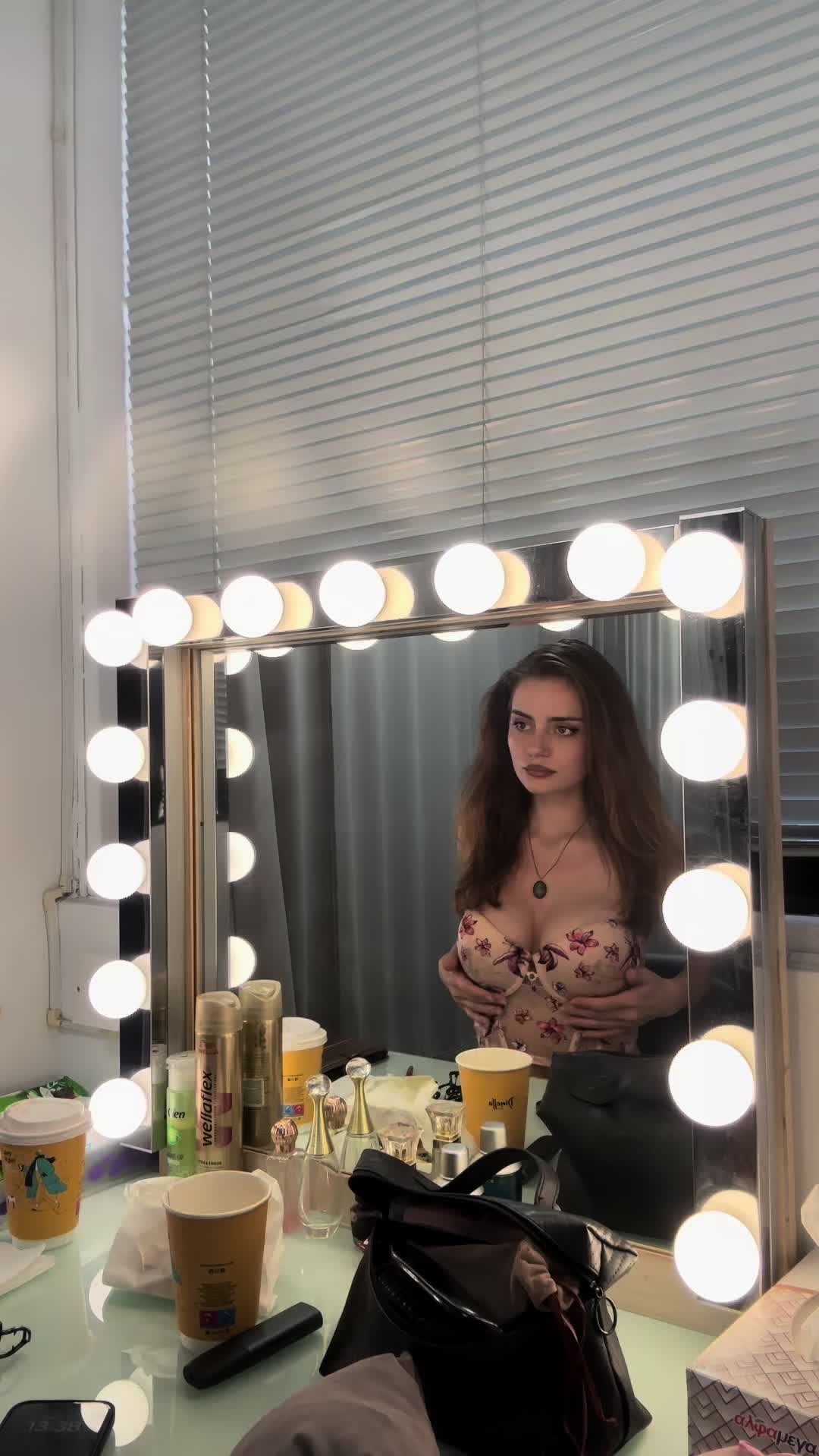 @Maria