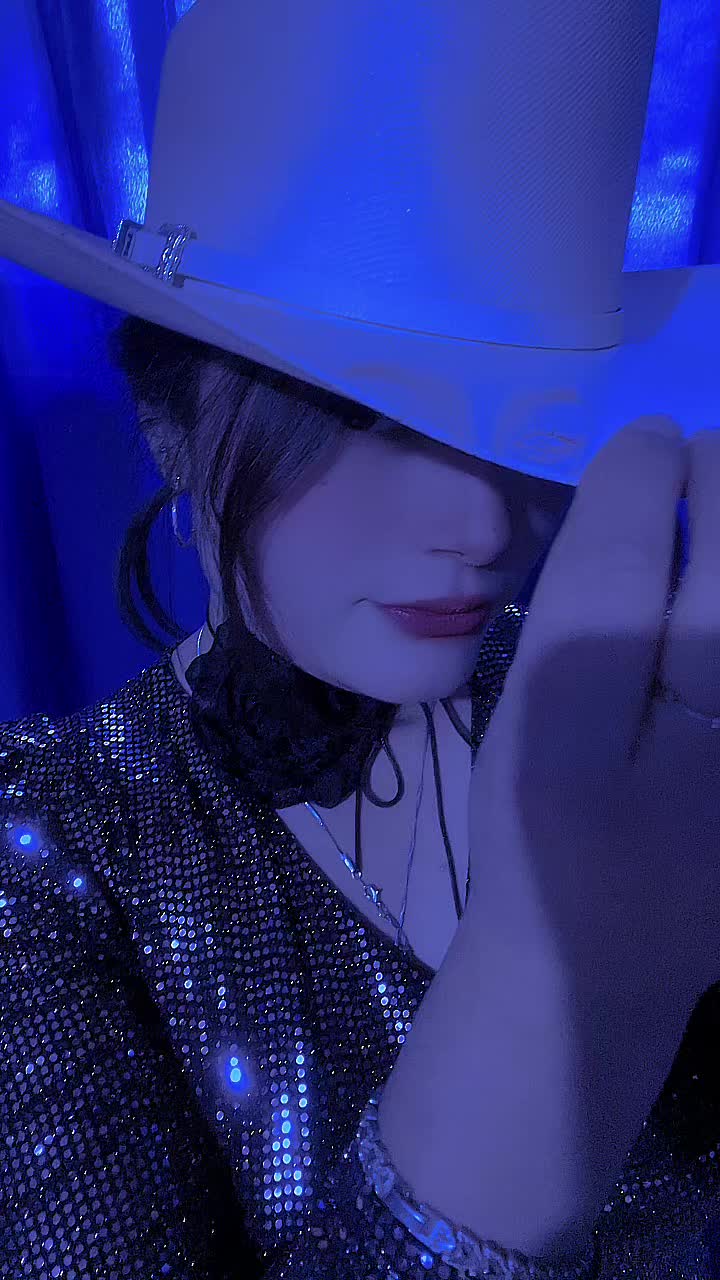 @Lili