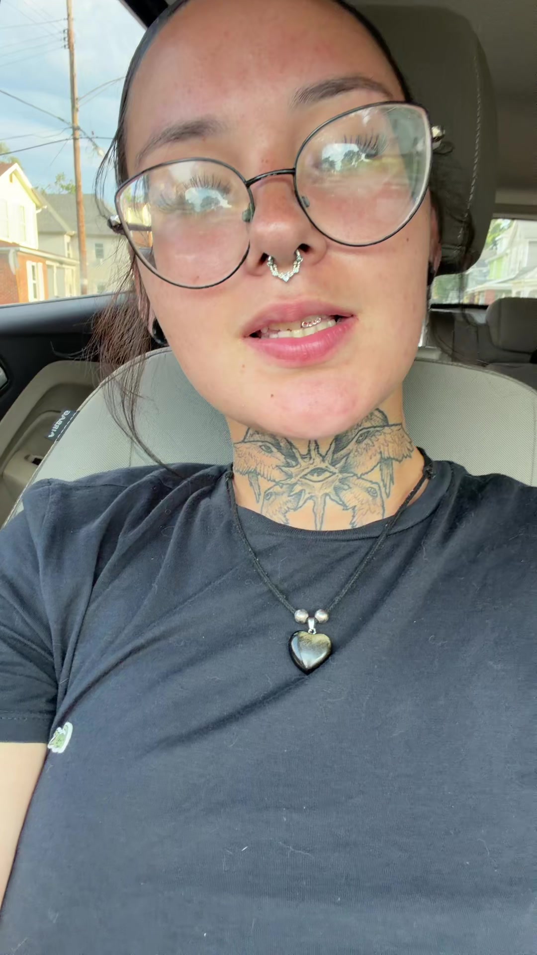 @pretty_deadgirl
