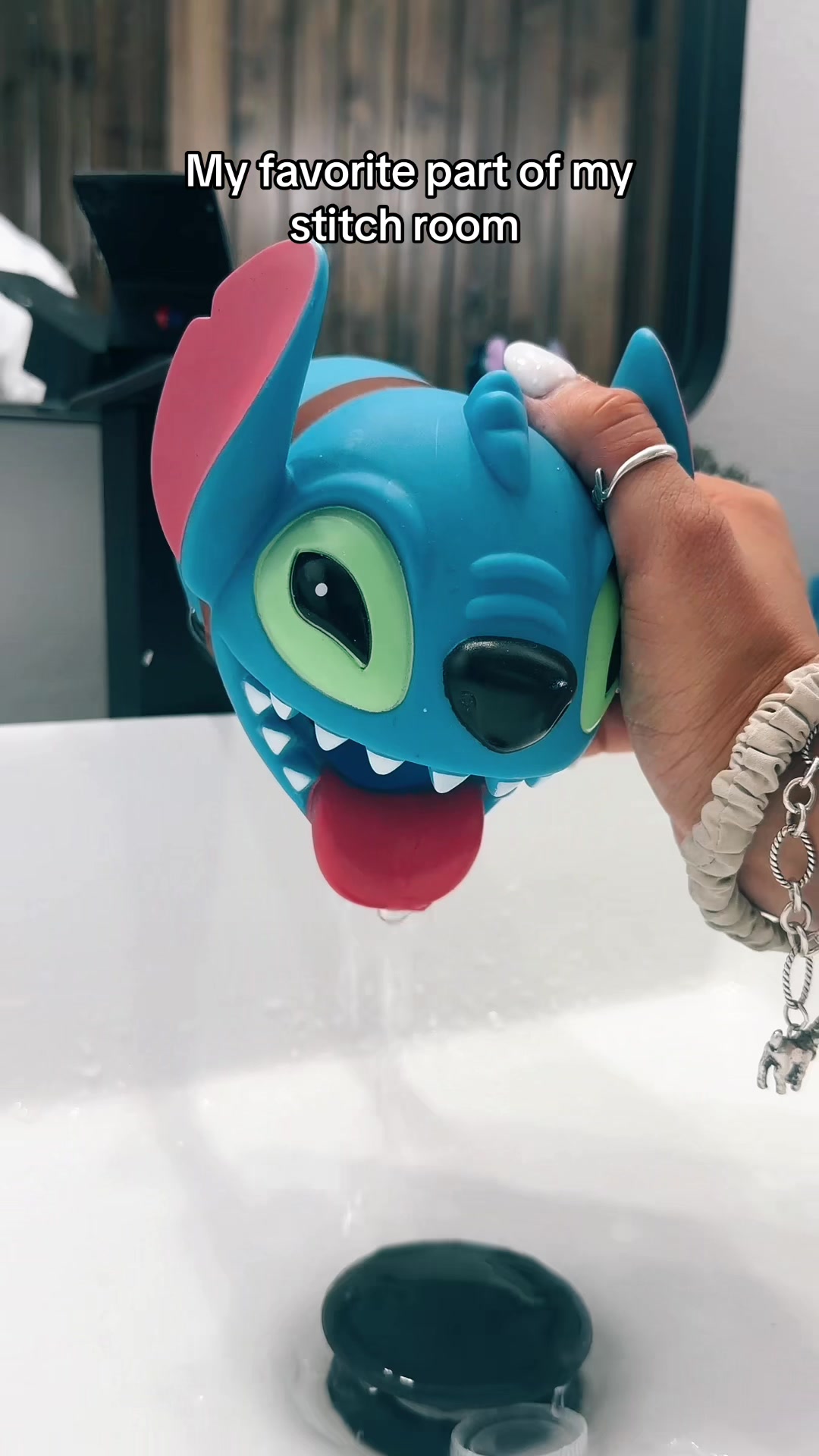 @Stitch Girl