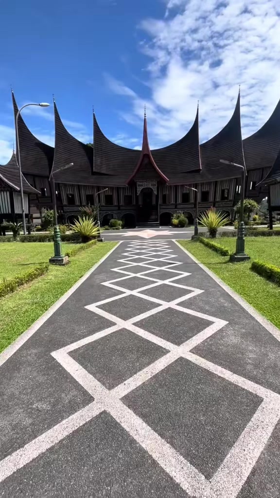 @jamgadangbukittinggitour