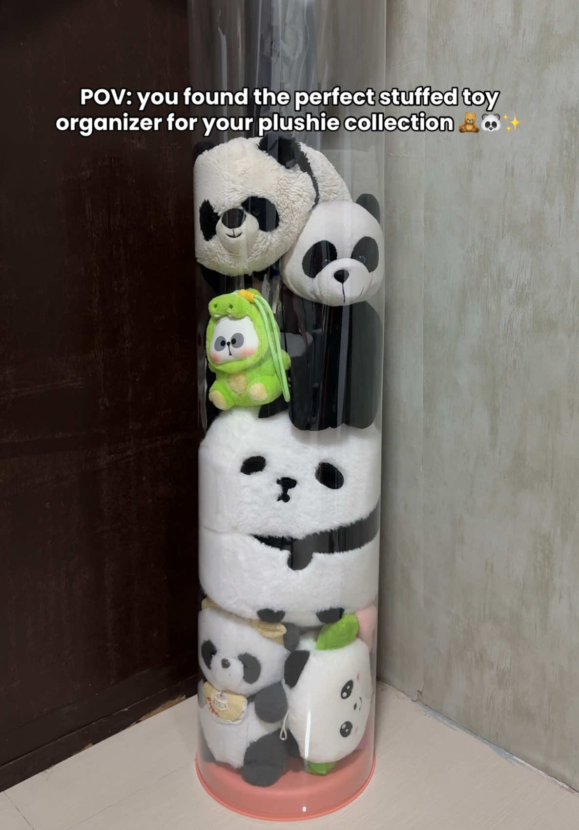 @LaaFindsDaily 🐼ྀི