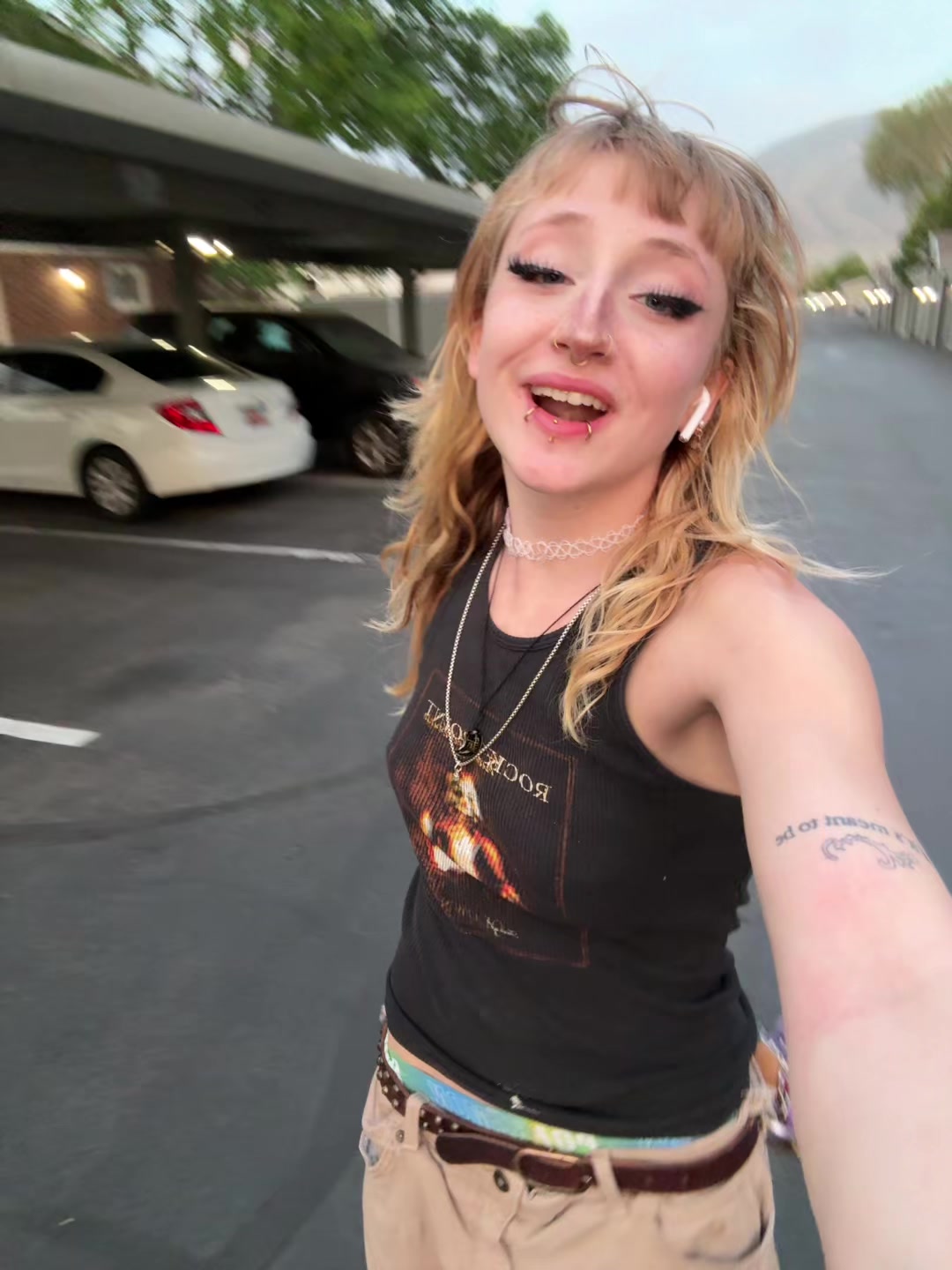 @PixieLovely