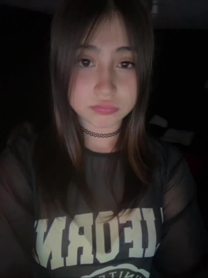 @Auraa
