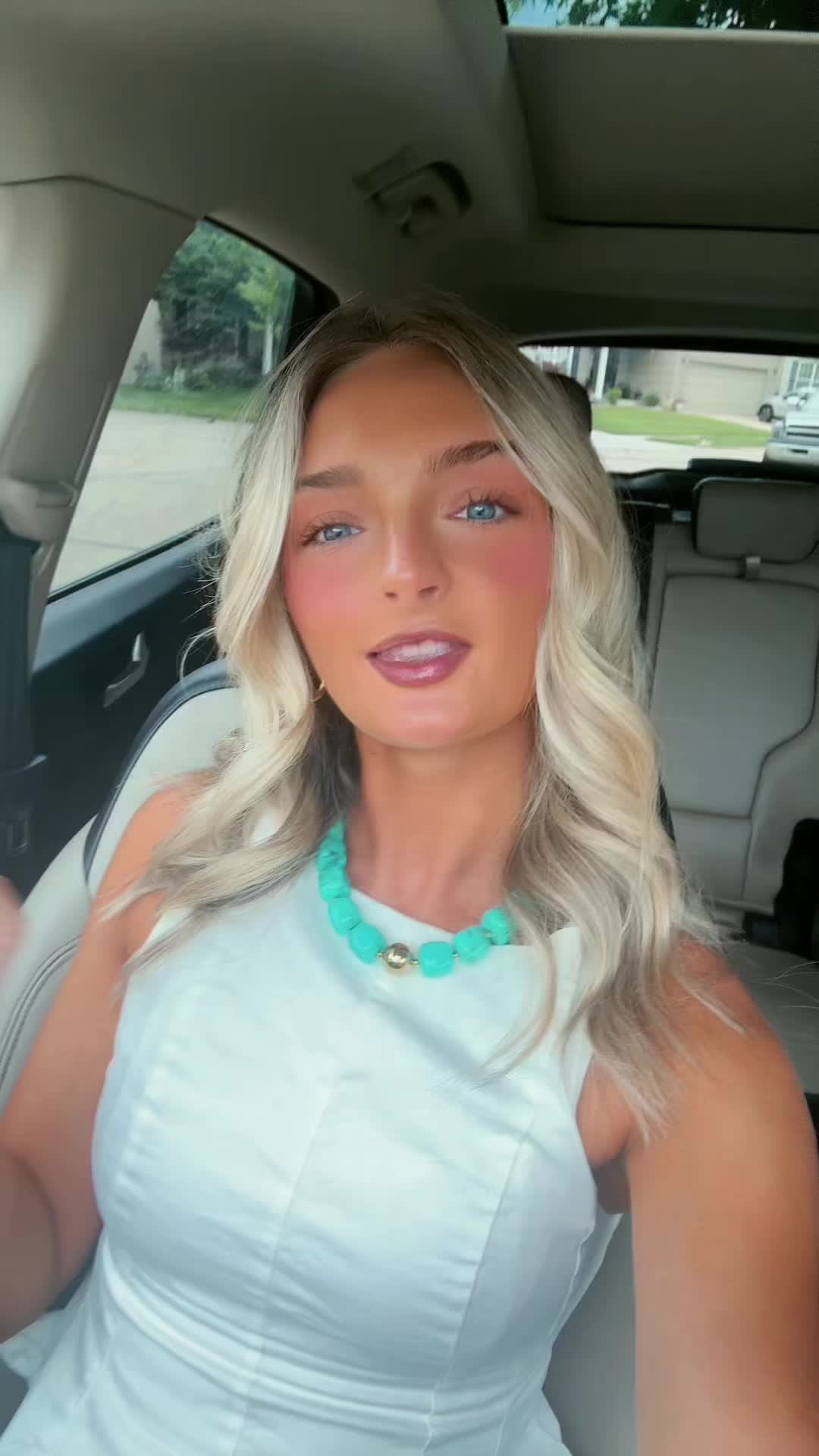 @Sophia_k