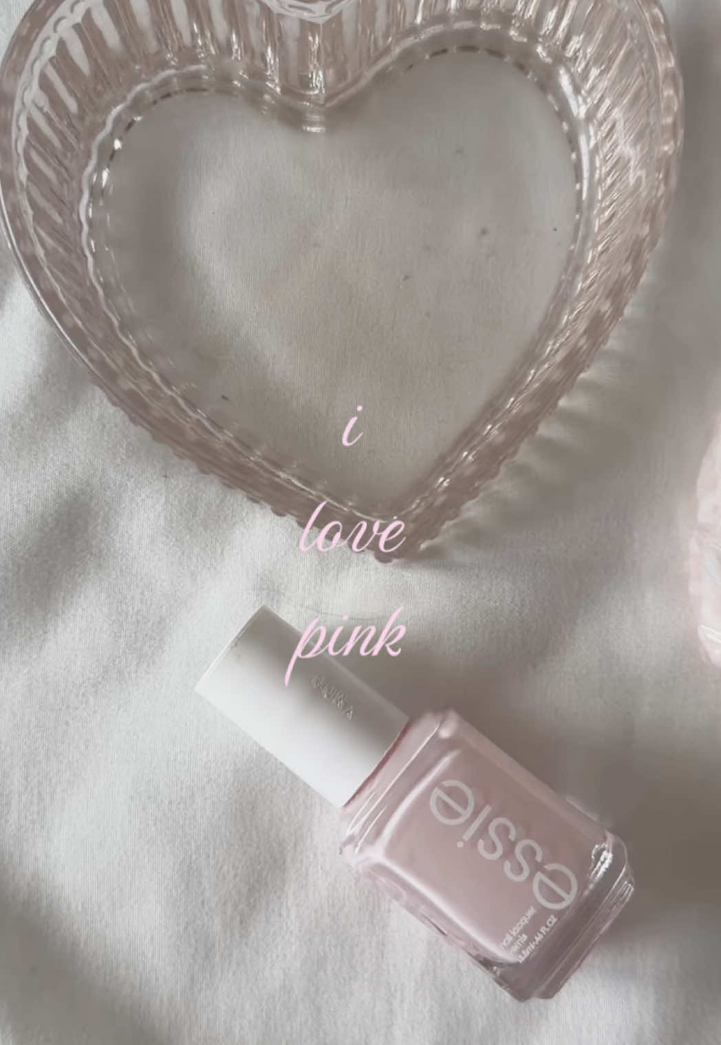 @𝒷𝒶𝓂𝒷𝒾  ꫂ᭪   ܁₊ ⊹ 🗝️